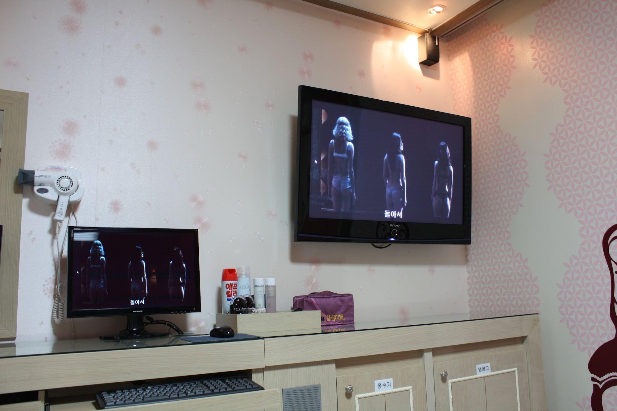 M Motel Songtan Pyeongtaek Buitenkant foto