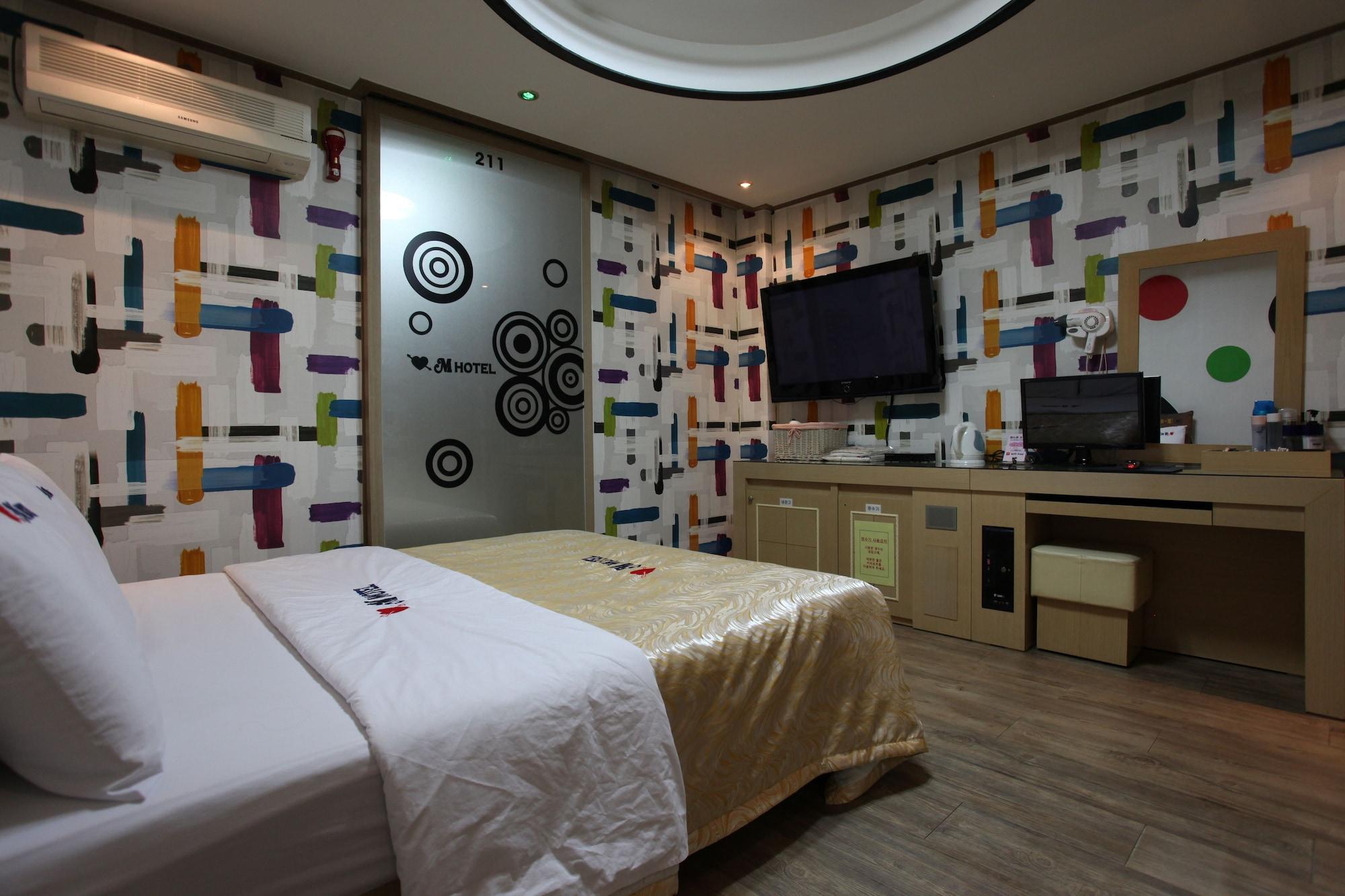 M Motel Songtan Pyeongtaek Buitenkant foto