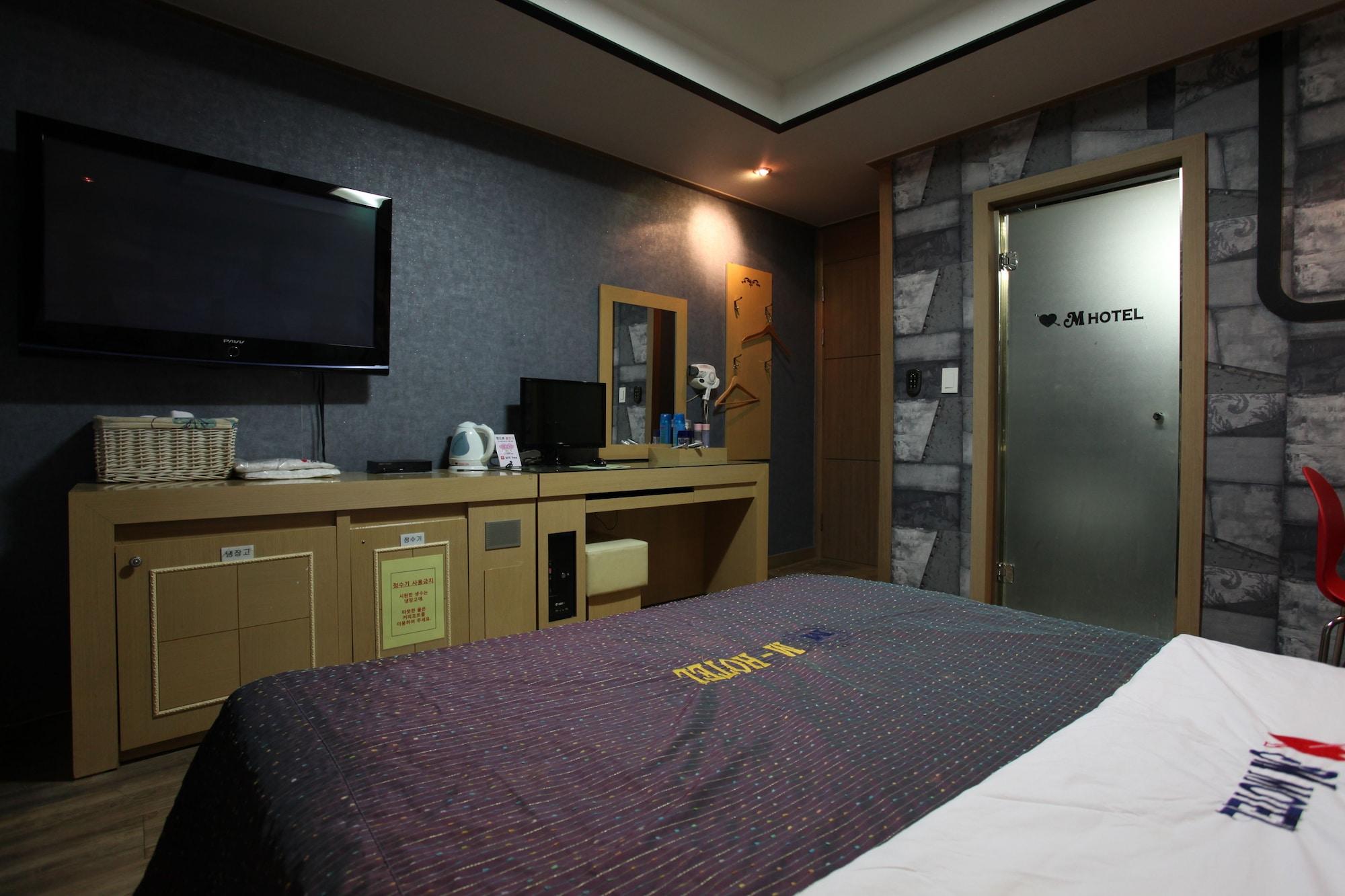M Motel Songtan Pyeongtaek Buitenkant foto
