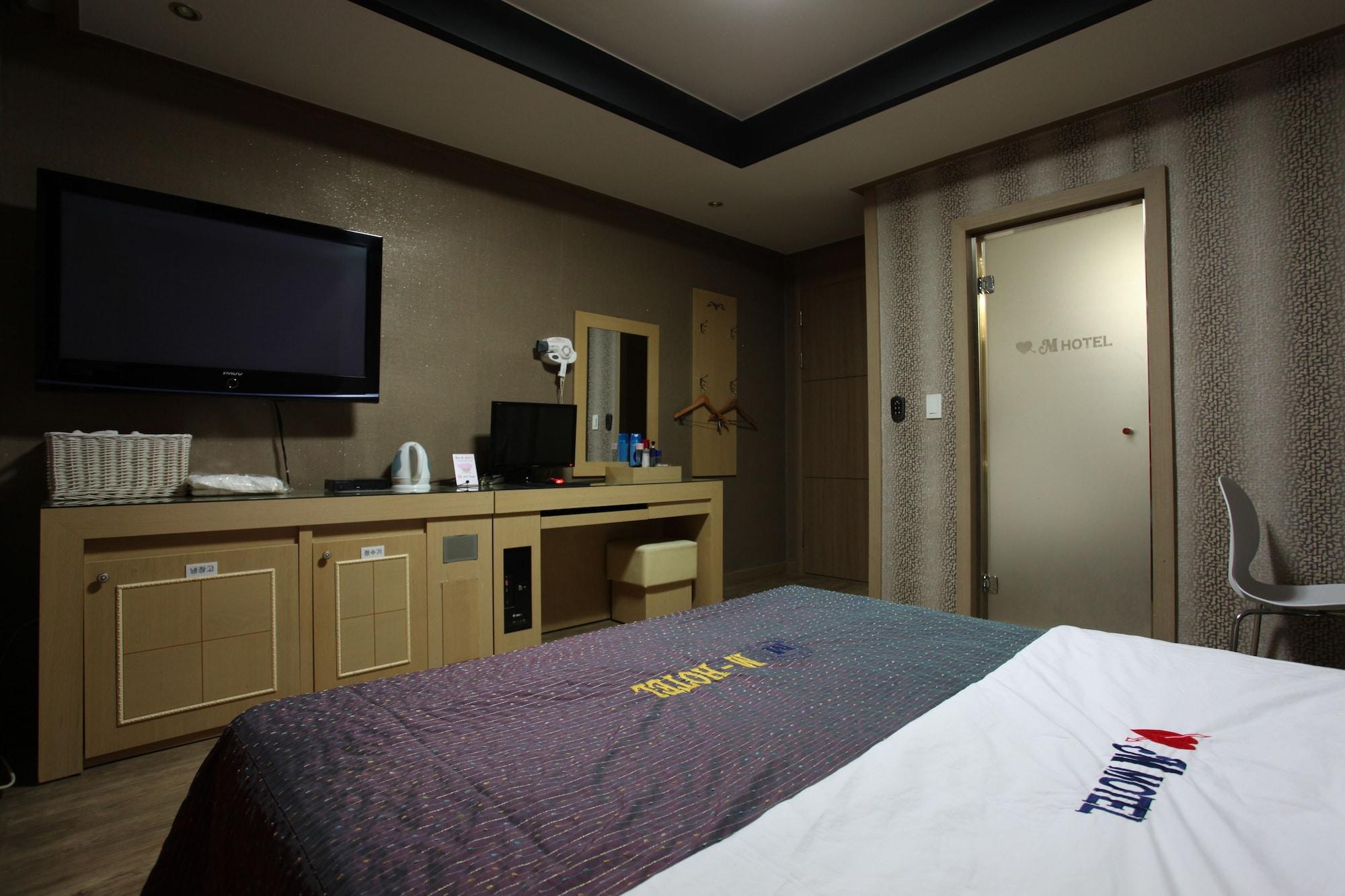 M Motel Songtan Pyeongtaek Buitenkant foto
